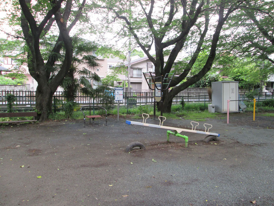 目黒公園のサムネイル画像